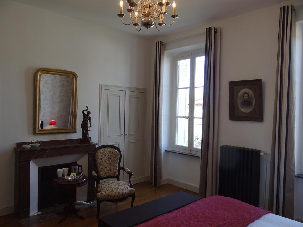Bed & Breakfast L'Orangerie Carcassonne Kamer foto