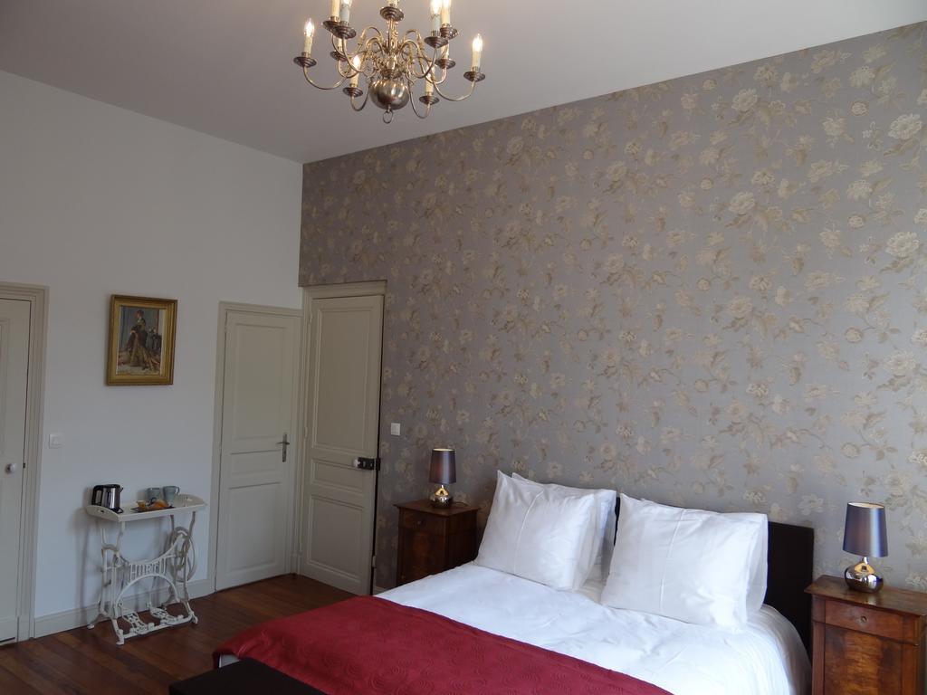 Bed & Breakfast L'Orangerie Carcassonne Kamer foto
